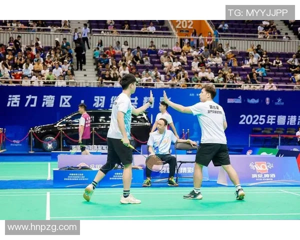 广州羽毛球队精英赛精彩配合分析与表现点评